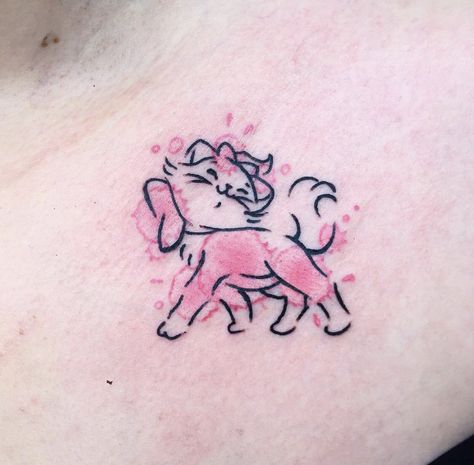 Aristocats Tattoo, Marie Tattoo, Tiny Disney Tattoo, Tattoo Gato, Disney Sleeve Tattoos, Mini Tats, Tattoos To Cover Scars, Kawaii Tattoo, Geniale Tattoos