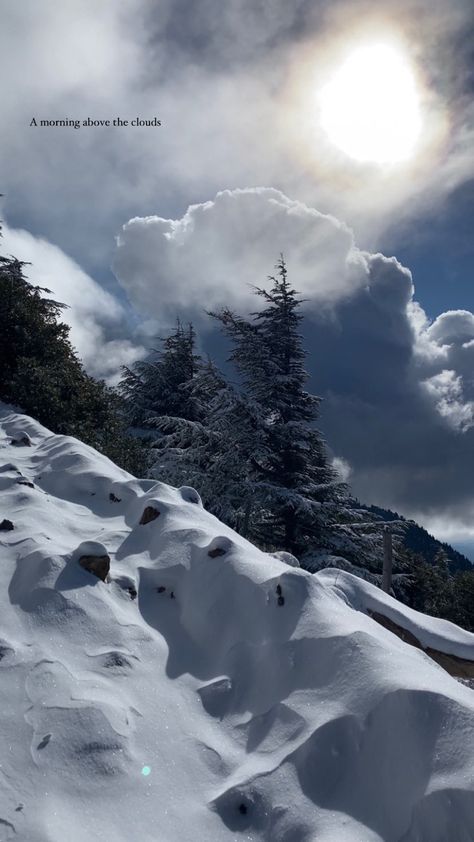 Snow Stories Instagram, Snow Aesthetic Caption, Snow Mountain Captions, Snow Story Instagram Ideas, Caption For Snow Pictures, Snow Ig Story, Snow Story Ideas, Mountain Ig Story, Mountain Story Ideas