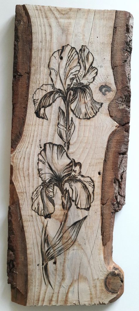 Wood Art Projects, Wood Burning Patterns, Flowers Black, Iris Flowers, Pyrography, Wood Burning, Journal Ideas, Flower Drawing, Wood Art