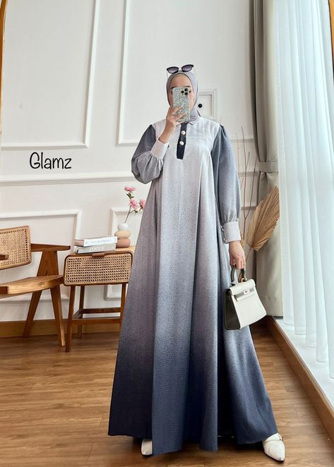 Gamis Simple Elegant, Ootd Ngampus, Islamic Dresses, Model Gamis, Islamic Dress, Cute Dress Outfits, Fashion Muslim, Abaya Designs, Islamic Fashion