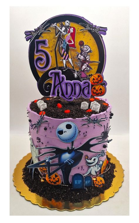 Jack skellington cake Jack Skellington Cake Birthdays, Jack Skellington Cake, Nightmare Before Christmas Cake, 5th Birthday Cake, 21st Birthday Cakes, Halloween Cake, New Cake, Halloween Jack, Jack And Sally