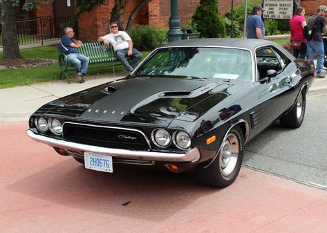 70s Challenger, 1973 Dodge Challenger, Doge Challenger, 70 Challenger, Dodge Challenger Black, Dream Whip, Dodge Muscle Cars, Skyline R34, Custom Muscle Cars