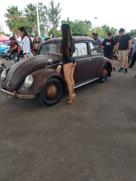 Beetle Girl, Jetta A4, Volkswagen Aircooled, Hot Vw, Bus Girl, Vw Sedan, Motor Mobil, Classic Volkswagen, Combi Volkswagen