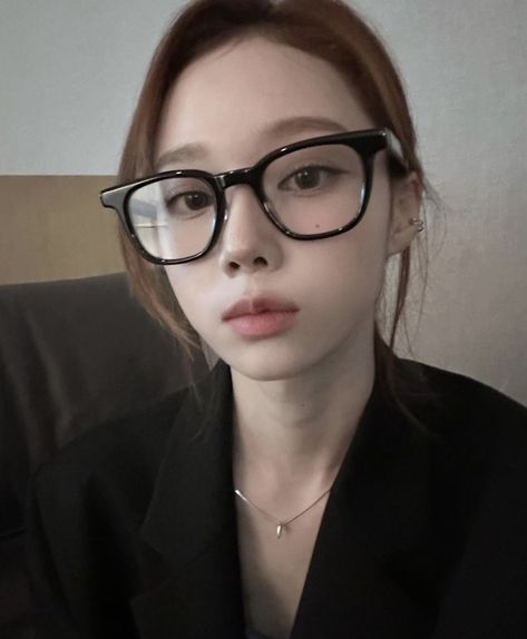 K Pop Idol, Winter Instagram, Aespa Winter, Winter Aespa, October 5, Wearing Glasses, Kim Min, Black Mamba, 인물 사진