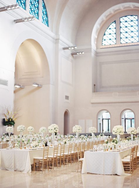 Classic St. Louis Cathedral + Art Museum Wedding Stl Wedding Venues, St Louis Art Museum Wedding, Stl Art Museum, Cathedral Art, Small Wedding Venues, Sandals Resort, St Louis Art Museum, Gold Chiavari Chairs, St Louis Cathedral