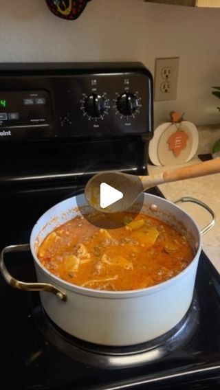 Vanessa Wildman on Instagram: "Making lasagna soup #lasagnasoup #recipe #fyp #explore" Easy Lasagna Soup Recipe Simple, Tiktok Lasagna Soup Recipe, Tiktok Lasagna Soup, Tik Tok Lasagna Soup, Lasagna Soup Video, Lazana Soup Recipe, Lasagna Recipe Soup, Lasagna Soup Stove Top, Lasagne Soup Recipe