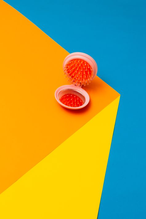 Handbag little mirror brush with geometric and colorful backdrop, studio shot, product photography #balance #gravity #pic #colorful #geometric #photo #color #mirror #brush #cool #artistic #photography #beauty Geometric Product Photography, Minimal Lifestyle Photography, Color Grade Photography, Color Block Product Photography, Product Photography Colorful, Bright Product Photography, Geometric Photo, Commercial Photography Product, Geometric Photography