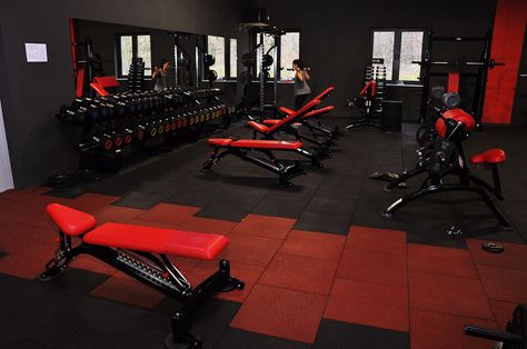 Gym Colors Ideas, Spartan Gym, Gym Room Ideas, Fitness Design Gym, Gym Architecture, Gym Designs, Home Gym Bench, Powerlifting Gym, Dream Gym