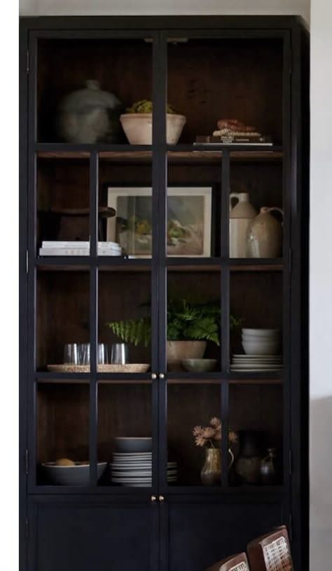 Dining Room Black Cabinet, Built In Hutch Dining Room, Dining Hutch Decor, Modern China Cabinet Display, Living Room Hutch, Black China Cabinet, Cabinet Styling, Modern China Cabinet, Black Display Cabinet