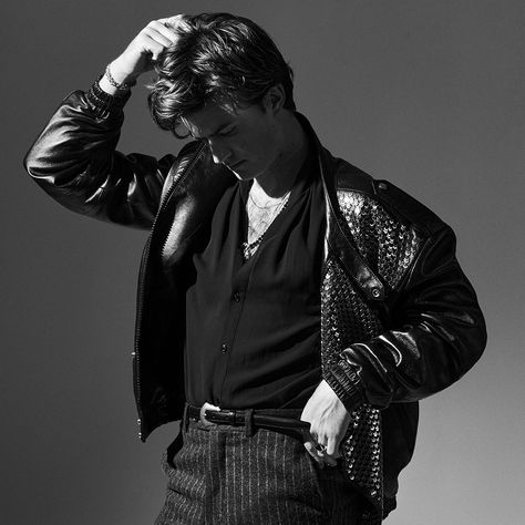 Joe Keery Photoshoot, Jamie Campbell Bower Twilight, Joe Kerry, Beautiful Joe, Lambskin Jacket, Jamie Campbell Bower, Joe Keery, Soft Jacket, Steve Harrington