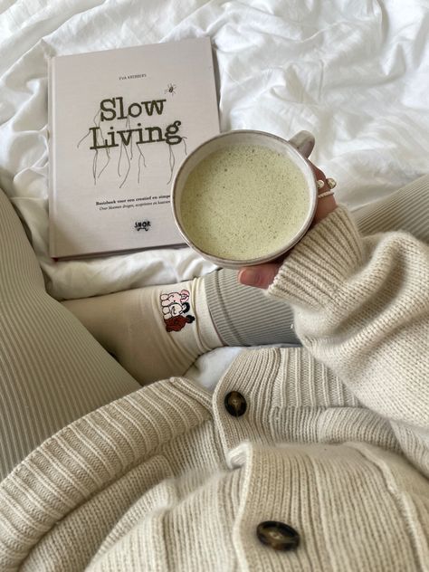 Slow Living Asthetics, Cozy At Home Aesthetic, Stay Home Aesthetic, Staying Home Aesthetic, Beige Mom Aesthetic, Neutral Girl Aesthetic, Hygge Aesthetic Outfit, Wife Material Aesthetic, Beige Home Aesthetic