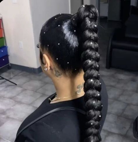 Sleek Braided Ponytail, Weave Ponytail Hairstyles, Sleek Ponytail Hairstyles, Black Ponytail Hairstyles, Birthday Hairstyles, Braids Hairstyles Pictures, Happy New Years, Braided Ponytail Hairstyles, Girls Hairstyles Braids