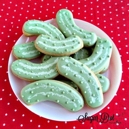 Sugar Dot Cookies: Pickle Sugar Cookies Winter Sugar Cookies, Dot Cookies, Dessert Platters, Pickle Party, Decorate Sugar Cookies, Cookies Decorated With Royal Icing, Dill Pickle Recipe, Sugar Cookies With Royal Icing, Big Dill