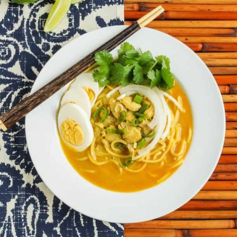 A hot sour and spicy noodles soup made with chicken, dried vegetables and rice noodles simmered together. Burmese Chicken, Coconut Noodle Soup, Chicken Coconut Soup, Burmese Food, Chicken Coconut, Coconut Bowls, Coconut Soup, Dried Vegetables, Asian Soup