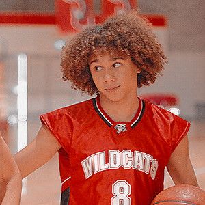 𝙘𝙝𝙖𝙙 𝙙𝙖𝙣𝙛𝙤𝙧𝙩𝙝. Chad Danforth, High School Musical, High School, Musical, Basketball