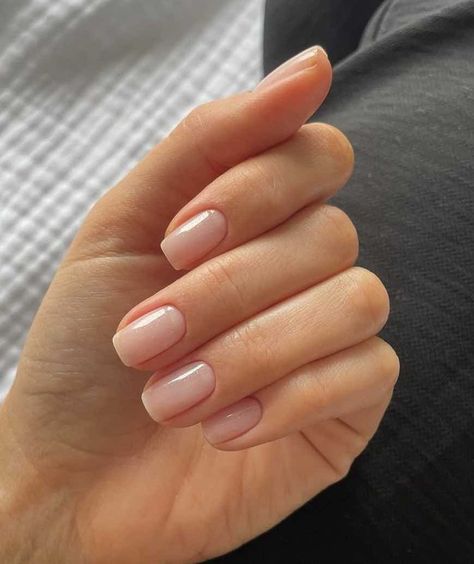 Nude Manicure Ideas, Nude Nail Ideas, Shimmery Nails, Nude Manicure, Nude Nail, Nude Nail Designs, Subtle Nails, Nail Shimmer, Short Coffin Nails