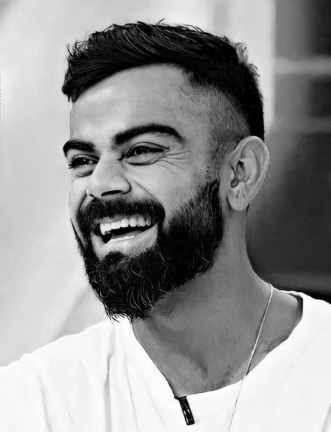 Sketching Refrences Photos, Virat Kohli Portrait Sketch, Msd Sketch, Charcoal Portraits Faces, Virat Kohli Black And White, Virat Kohli Sketch Pencil, Celebrity Portraits Drawing Sketch, Virat Kohli Face, Virat Kohli Sketch