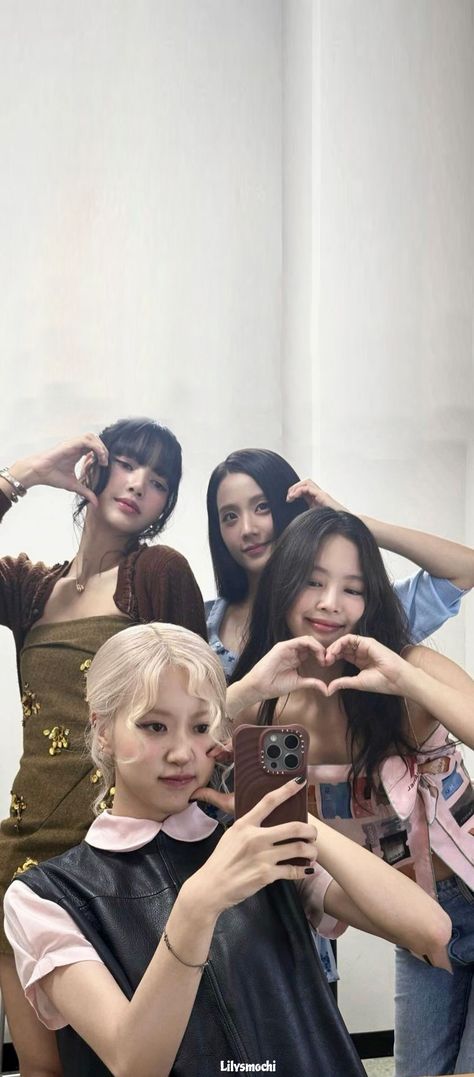 cr. me | BLACKPINK WALLPAPER | Love you, Pinks. 💗 | #jisoo #jennie #roseanne #lalisa #lisa #blackpink #coachella #icon #selca #wallpaper #bornpink #2024 How You Like That Wallpaper, Blackpink Pink Wallpaper, Blackpink Cute Wallpaper, Blackpink Ot4 Selca, Blackpink Ot4 Wallpaper, Lisa Blackpink Coachella, Jennie 2024, Black Pink Icons, Jennie Blackpink Wallpaper