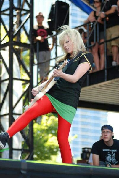 The Ting Tings, Katie White, Female Guitarist, Girls Rock, Guitarist, My World, Ballet Skirt, Ballet, White