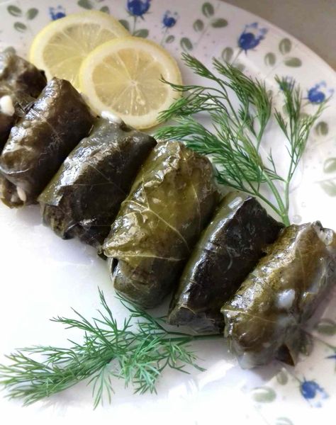 Greek Vine Leaves Stuffed With Rice And Pine Nuts Greek Dolmades, Stuffed Vine Leaves, Greek Appetizers, Recipes Greek, Stuffed Grape Leaves, Lebanese Food, Ethnic Food, Vegetarian Appetizers, Vine Leaves