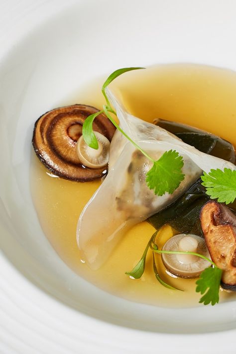 Upscale Vegan Recipes, Miso Soup With Dumplings, Miso Dumpling Soup Recipe, Asian Fine Dining, Fine Dining Soup, Korean Fine Dining, Japanese Fine Dining, Mushroom Miso Soup Recipe, Vegan Fine Dining Recipes