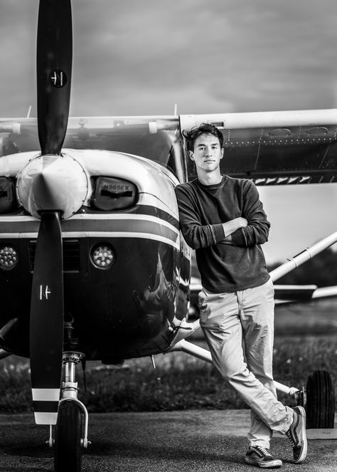 Airplane Prom Photos, Aviation Photography Photo Ideas, Senior Pics With Airplane, Senior Pictures Airplane, Male Pilot Aesthetic Airplane, Senior Pictures With Planes, Airplane Hangar Photoshoot, Senior Photos With Airplane, Airplane Hanger Photoshoot