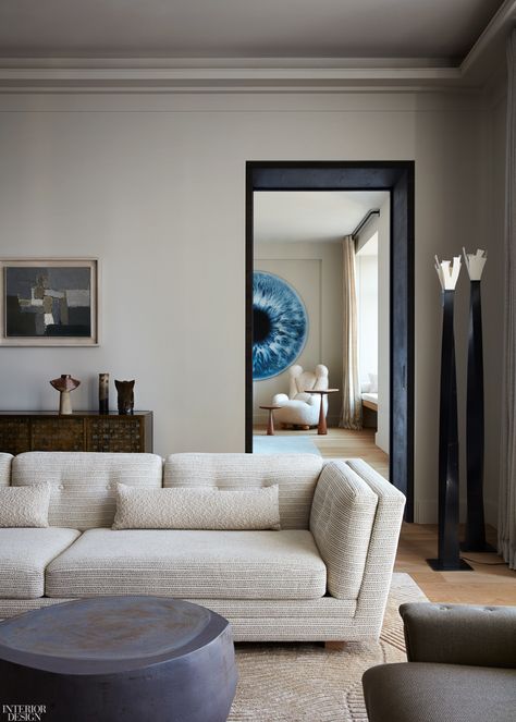 Pierre Yovanovitch Designs Chic NYC Apartment for The Invisible Collection Co-founder Anna Zaoui Chic Nyc Apartment, Yovanovitch Interior, Pierre Yovanovitch, Solid Oak Floors, Elegant Living Room Decor, New York City Apartment, Papa Bear, Paris Apartments, Nyc Apartment