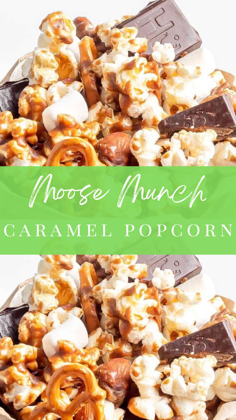 This Moose Munch popcorn recipe is the perfect blend of gooey caramel, rich chocolate, and crunchy popcorn, making it an irresistible treat. It's a delicious sweet snack that also works great as a homemade gift for any occasion! Moose Munch Popcorn Recipe, Popcorn Gift Ideas, Thanksgiving Popcorn, Praline Popcorn, Popcorn Snack Mix Recipes, Popcorn Mix Recipes, Caramel Apple Treats, Gourmet Popcorn Recipes, Popcorn Recipes Chocolate