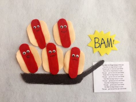 This creative felt board set was designed to accompany the popular children’s rhyme Five Little Hot Dogs in a fun way. It is individually hand crafted from quality felt and embellished with fabric paint, googly eyes and other materials to enhance its attractiveness and tactile Feltboard Ideas, Diy Felt Board, Story Sacks, Movement Songs, Felt Story, Handmade Kids Toys, Flannel Board Stories, Circle Time Activities, Felt Board Stories