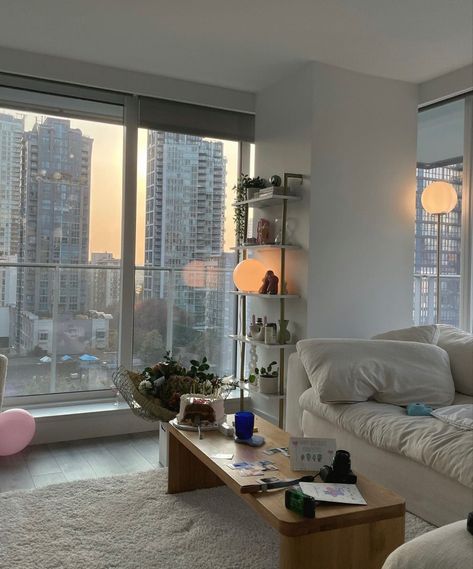 Nora Stephens, Fernanda Ramirez, Aesthetics Room Decor, Vancouver Apartment, Living Apartment, Room Decoration Aesthetic, Aesthetic Apartment, Dream Apartment Decor, Future Apartment Decor