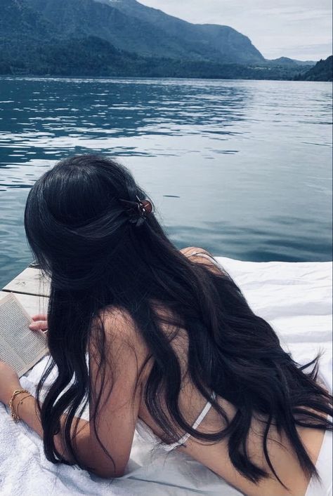 Black Hair Blue Eyes Girl, Relaxation Aesthetic, Fantasy Core, Beachy Girl, Chestnut Springs, Black Hair Aesthetic, Beach Girl Aesthetic, Ocean Blue Eyes, Black Hair Blue Eyes