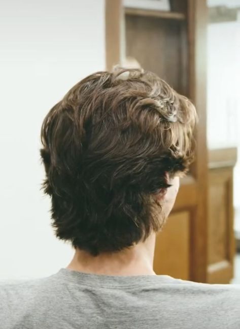 Mens Haircut Wings, Medium Guy Haircuts, Mens Short Scissor Haircut, Flow Men’s Haircut, Dream Flow Haircut Men, Mens Haircut Back View Long, Mens Soft Mullet Haircut, V Mens Haircut, Men Grown Out Hair