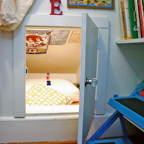 A low-ceiling crawl space transformed into a secret hideaway in a kid's room Secret Hideaway, Attic Playroom, Hidden Spaces, Secret Room, Hidden Rooms, Attic Renovation, Attic Spaces, Attic Remodel, Dekorasi Kamar Tidur