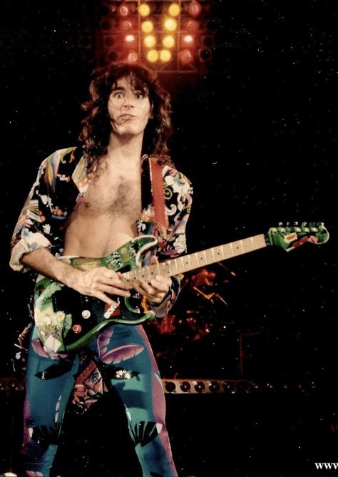 Steve Vai Guitar, Best Guitar Players, Guitar Stickers, Tattoo Inspiration Men, Steve Vai, Best Guitarist, Surf Design, Kirk Hammett, Layered Vinyl