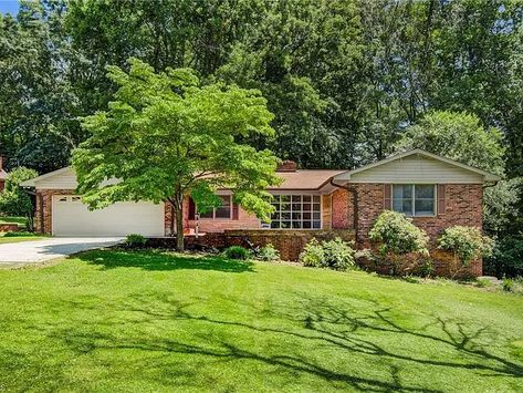 615 Cardinal Dr, Lexington, NC 27292 | MLS #1142393 | Zillow Lexington Nc, Retirement House, Family Home, Mls, Home And Family, Built In, Square