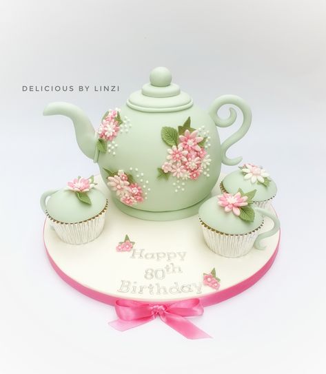 Gorgeous mint green teapot cake with cute little cupcakes made to look like teacups, and matching cupcakes. Teacup Birthday Cake, Teapot Cakes Birthday, Teapot Cake Ideas, Tea Theme Cake, Tea Party Cake Birthday, Teatime Cakes, Teapot Cakes, Teacup Party, Teko Air