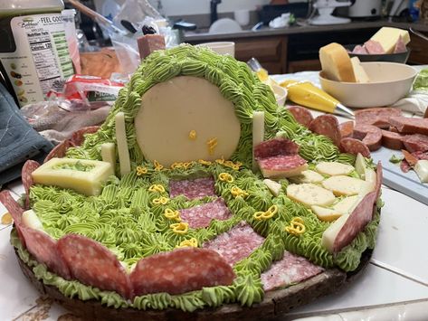 Shire-cuterie: Our Hobbiton Themed Charcuterie Board Shire Cuterie Board, Dnd Themed Snacks, Shire Party, Dnd Snacks, Saloon Wedding, Tolkien Wedding, Themed Charcuterie Board, Lotr Party, Hobbit Food