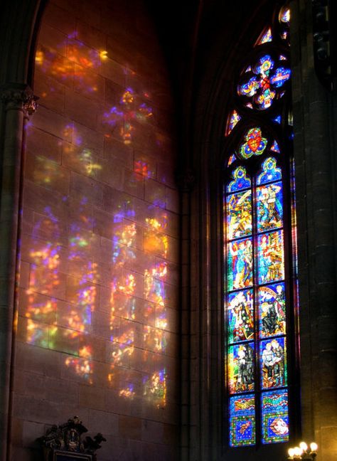 L'art Du Vitrail, Window Stained, Stained Glass Church, زجاج ملون, Church Windows, Chihuly, Gothic Architecture, Glass Marbles, Stained Glass Mosaic