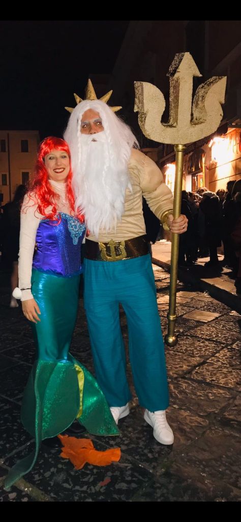 King Triton Cosplay, King Titan Costume Little Mermaid, Diy King Triton Costume, King Triton Costume Diy, Ariel And King Triton, Triton Costume, King Triton Costume, Adult Costumes Diy, Diy Costumes Men