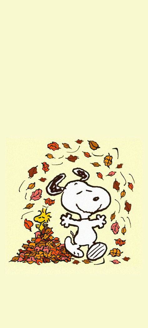 Cute Fall Wallpaper Charlie Brown, Snoopy Autumn Fall Leaves, Fall Peanuts Wallpaper Iphone, Peanuts Autumn Wallpaper, Snoopy Fall Widget, Snoopy And Woodstock Fall Wallpaper, Snoopy September Wallpaper, Snoopy And Woodstock Fall, September Snoopy Wallpaper