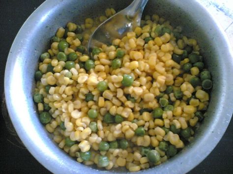 Peas And Corn, Beginner Cook, Dinner Suggestions, Corn Side Dish, Peas Recipe, Pea Recipes, Cooking For Beginners, Corn Recipes, Frozen Corn