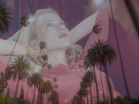 mulholland drive Mulholland Drive, Justin Theroux, Septième Art, I Love Cinema, Movie Shots, Naomi Watts, Neo Noir, Film Aesthetic, Film Stills