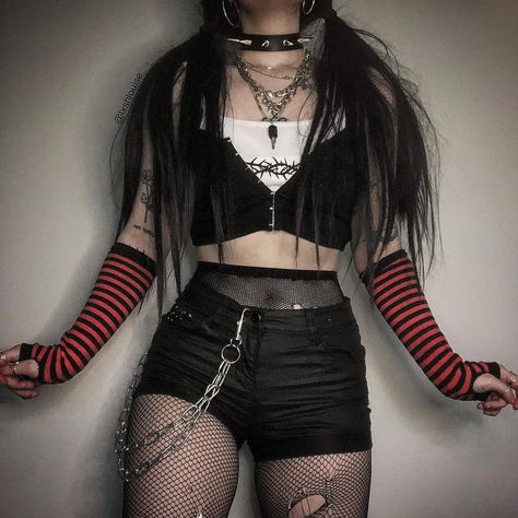 Outif Ideas, Rocker Outfits, Goth Outfit Ideas, Goth Clothing, Alt Outfits, Dark Outfits, Punk Outfits, Alt Fashion, Grunge Goth