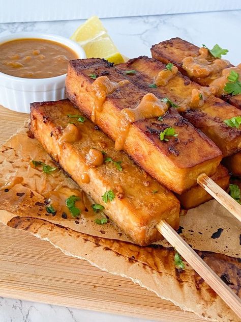 Oil-Free Tofu Satay with Peanut Sauce - MegUnprocessed Tofu Satay, Tofu Marinade, Marinated Tofu, Oil Free Vegan, Bean Curd, Seitan, Vegan Meals, Peanut Sauce, Plant Protein