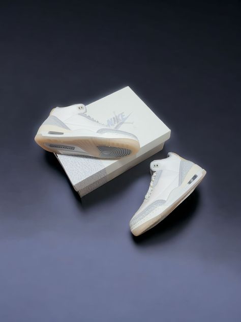 Air Jordan 3 Craft - Ivory Jordan 1 X Off White, Off White Off Court 3.0, Jordan 3 Craft Ivory, Jordan 3 Colorways, Jordan 3 White Cement, Air Jordan 3, Jordan 3, Sneakers Fashion, Air Jordans