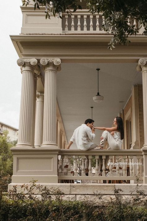 90s Inspired Engagement Photos, Colonial Williamsburg Engagement Photos, Old Married Couple Aesthetic, Casual Wedding Poses, Engagement Photos Bench, Old Hollywood Glam Engagement Photos, Plane Engagement Pictures, Engagement Photos Dc Washington Dc, Mansion Engagement Photos