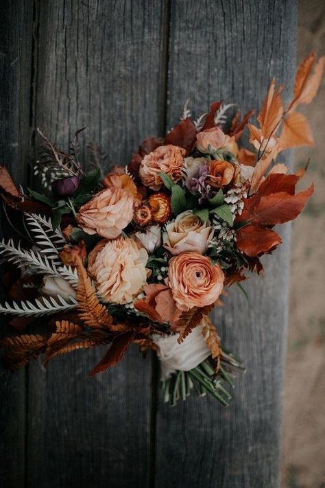 Rust sunset dusty orange wedding bouquet idea -bohemian wedding bouquets, rust bridal bouquets, burnt orange wedding flowers Dusty Orange Wedding, Orange Wedding Bouquet, Bohemian Wedding Bouquet, Burnt Orange Wedding, Honey Farm, Orange Wedding Colors, Dusty Orange, Rusting Wedding, Gorgeous Wedding Bouquet