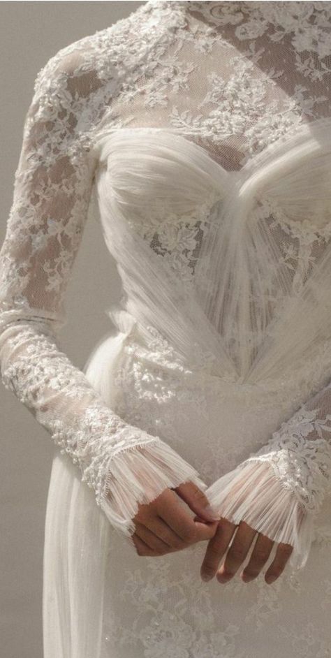 Wedding Dress Sketches, Bride Dress Simple, Bow Wedding, Classy Wedding Dress, Pretty Wedding Dresses, Fancy Wedding Dresses, White Wedding Dress, Dream Wedding Ideas Dresses, Engagement Dresses