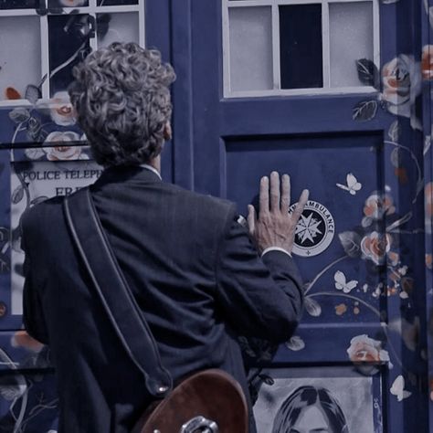 Photo of twelfth doctor Twelfth Doctor Aesthetic, 12th Doctor Icon, 12th Doctor Aesthetic, Dr Who Aesthetic, Who Aesthetic, Doctor Who Aesthetic, Aesthetic Doctor, Tv Doctors, Twelfth Doctor