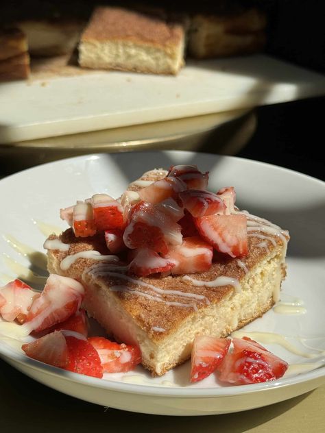 Churro Cheesecake Churro Strawberry Cheesecake, Strawberry Churro Cheesecake, Valentines Churro Cheesecake, Churro Cheesecake With Strawberries, Strawberry Cheesecake Churro Cannolis, Strawberry Churro Cheesecake Bites, Cinnamon Churro Cheesecake Bars, Banana Crumb Cake, Churro Cheesecake